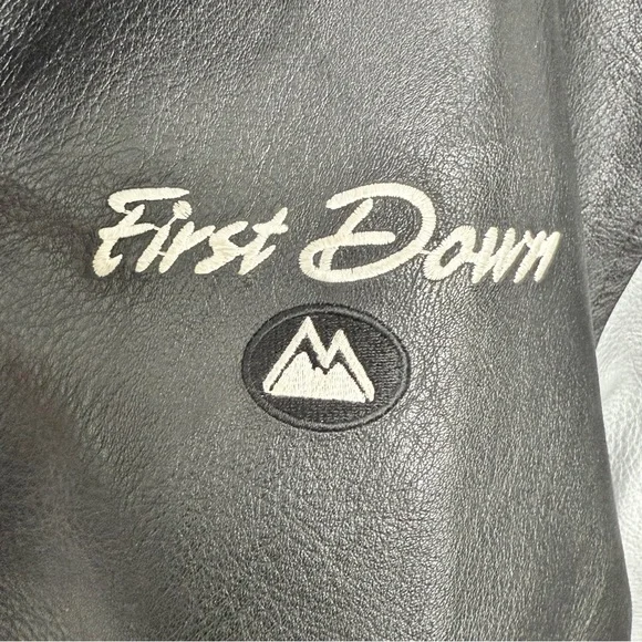 FIRST DOWN - preloved/vintage - Japanese design racing jacket - LARGE - Picture 9 of 14